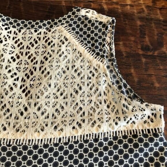 Heartloom Sleeveless Navy & Blue Boho Lace Back Tunic Top L - Picture 4 of 9